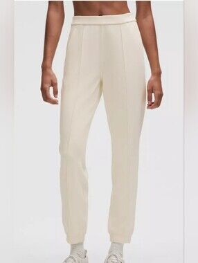 NWT Lululemon Softstreme Classic-Fit High-Rise Joggers